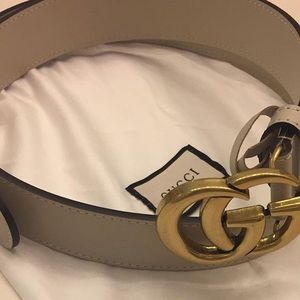 Gucci belt size 85. Never been worn
